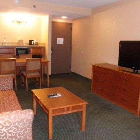 Quality Inn Florissant-St Louis מראה חיצוני תמונה